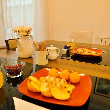 City Center Grand Apartment - Three-Bedroom, Free Parking Σαράγεβο Εξωτερικό φωτογραφία