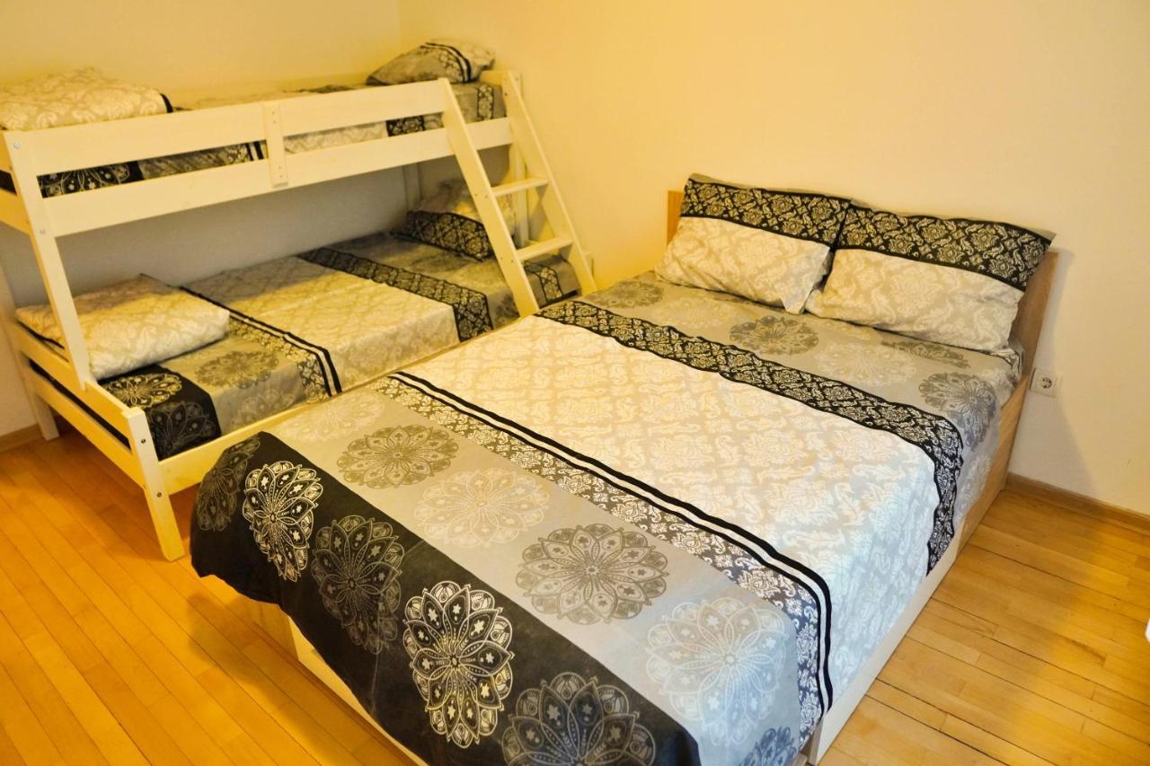 City Center Grand Apartment - Three-Bedroom, Free Parking Σαράγεβο Εξωτερικό φωτογραφία