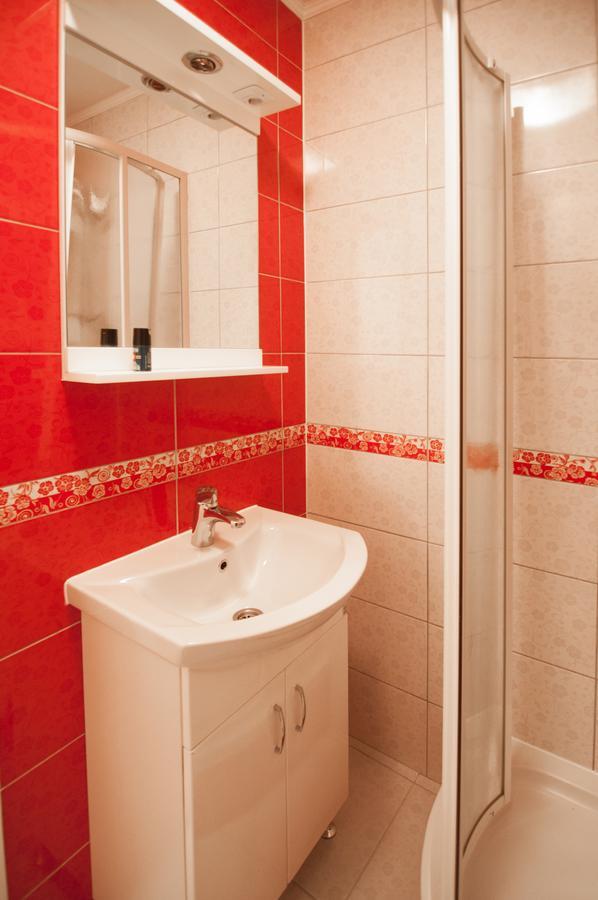 City Center Grand Apartment - Three-Bedroom, Free Parking Σαράγεβο Εξωτερικό φωτογραφία